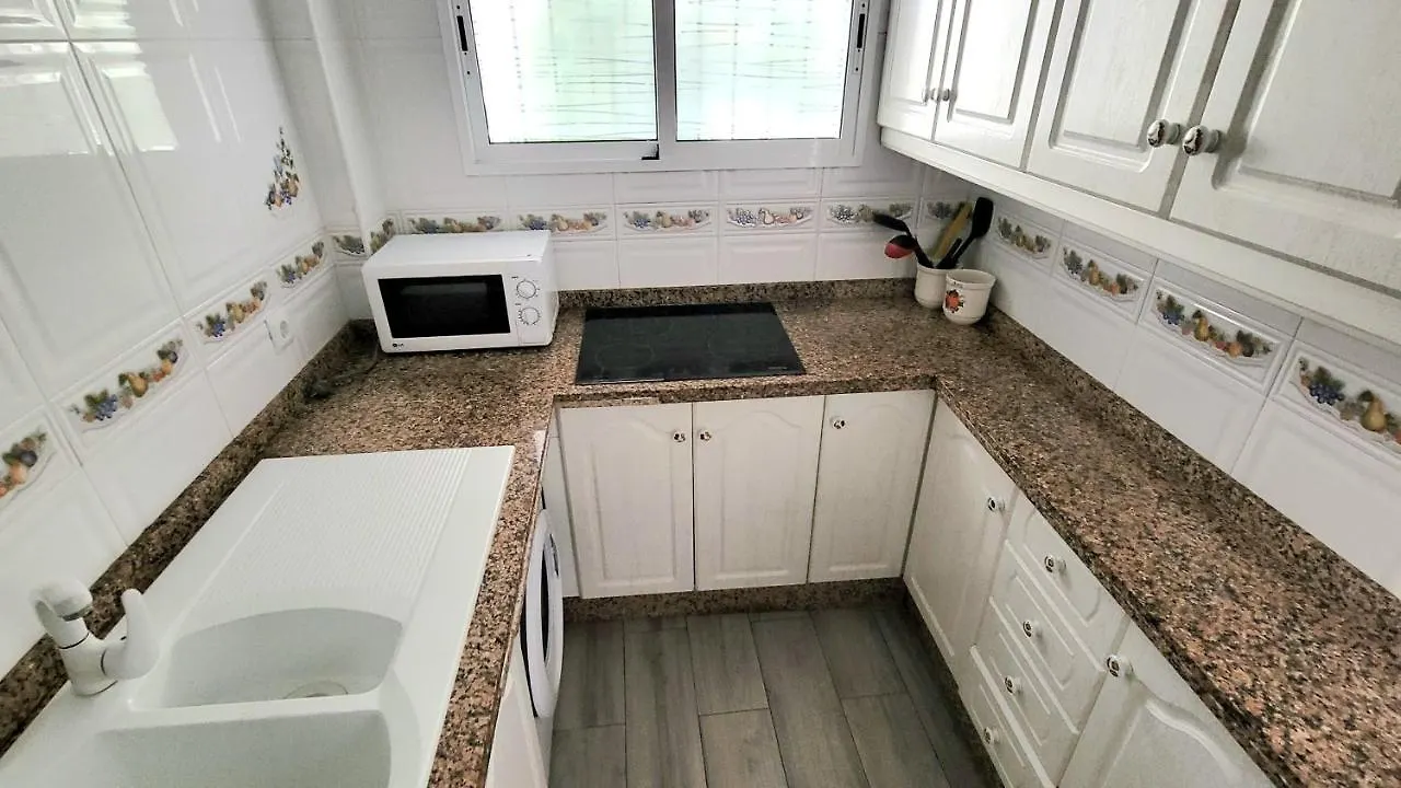 Апартаменты Apartamento Sol De Carabeo Нерха